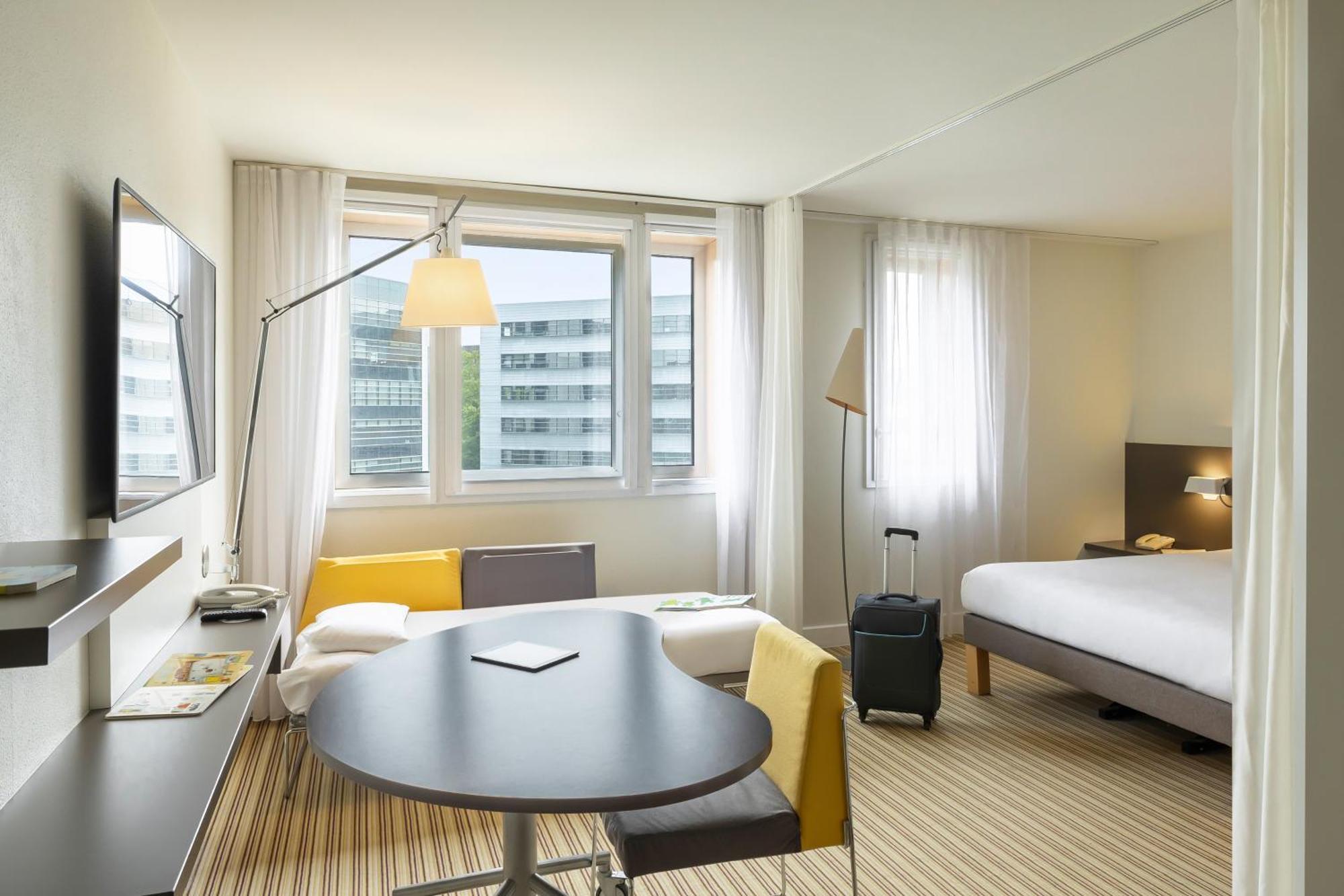Novotel Suites Lille Europe Exteriör bild