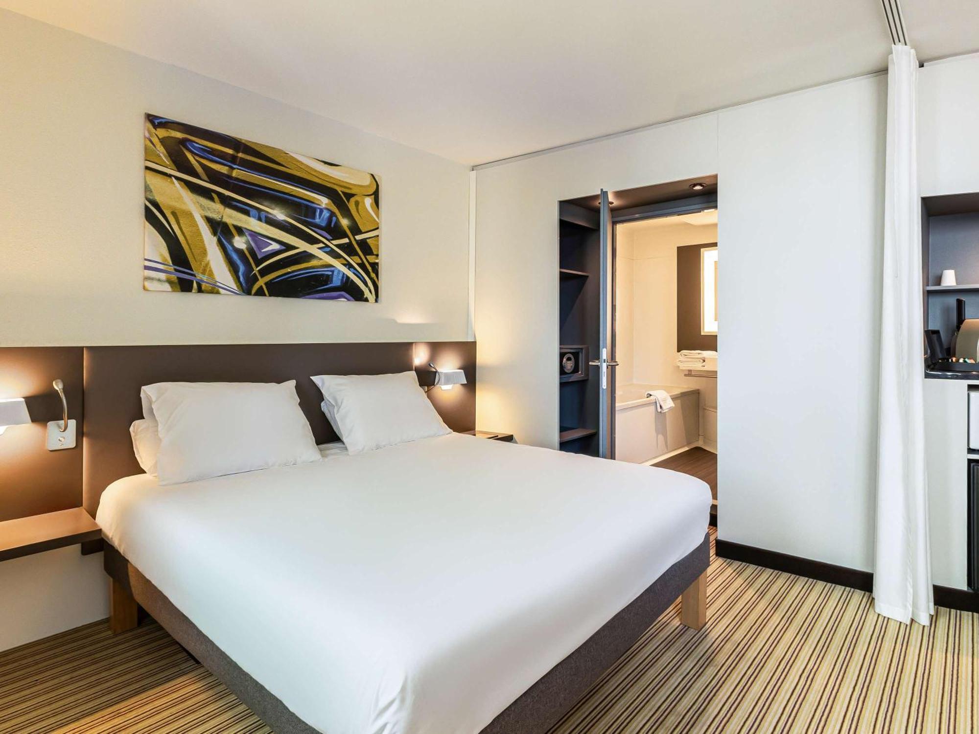 Novotel Suites Lille Europe Exteriör bild
