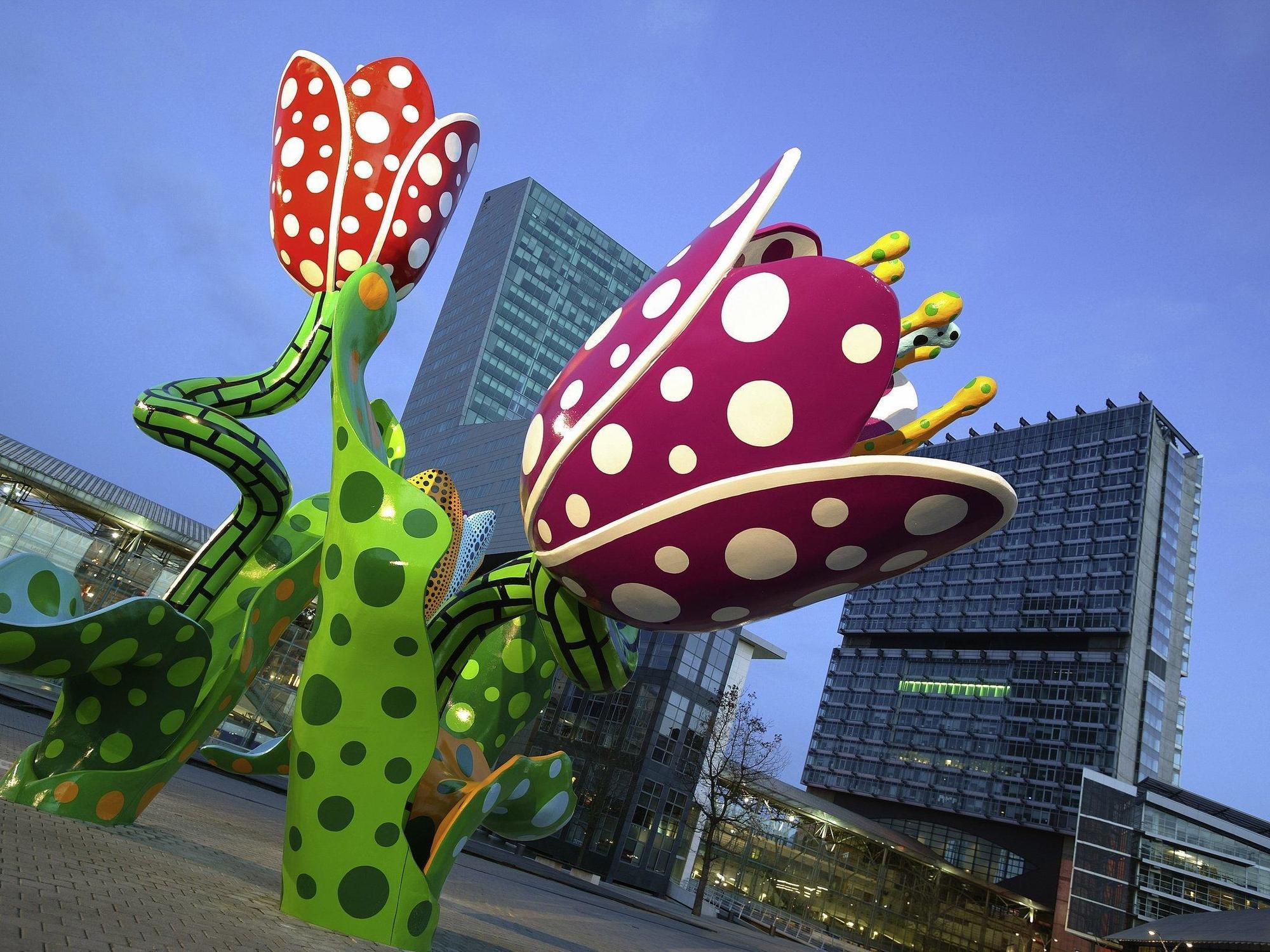 Novotel Suites Lille Europe Exteriör bild