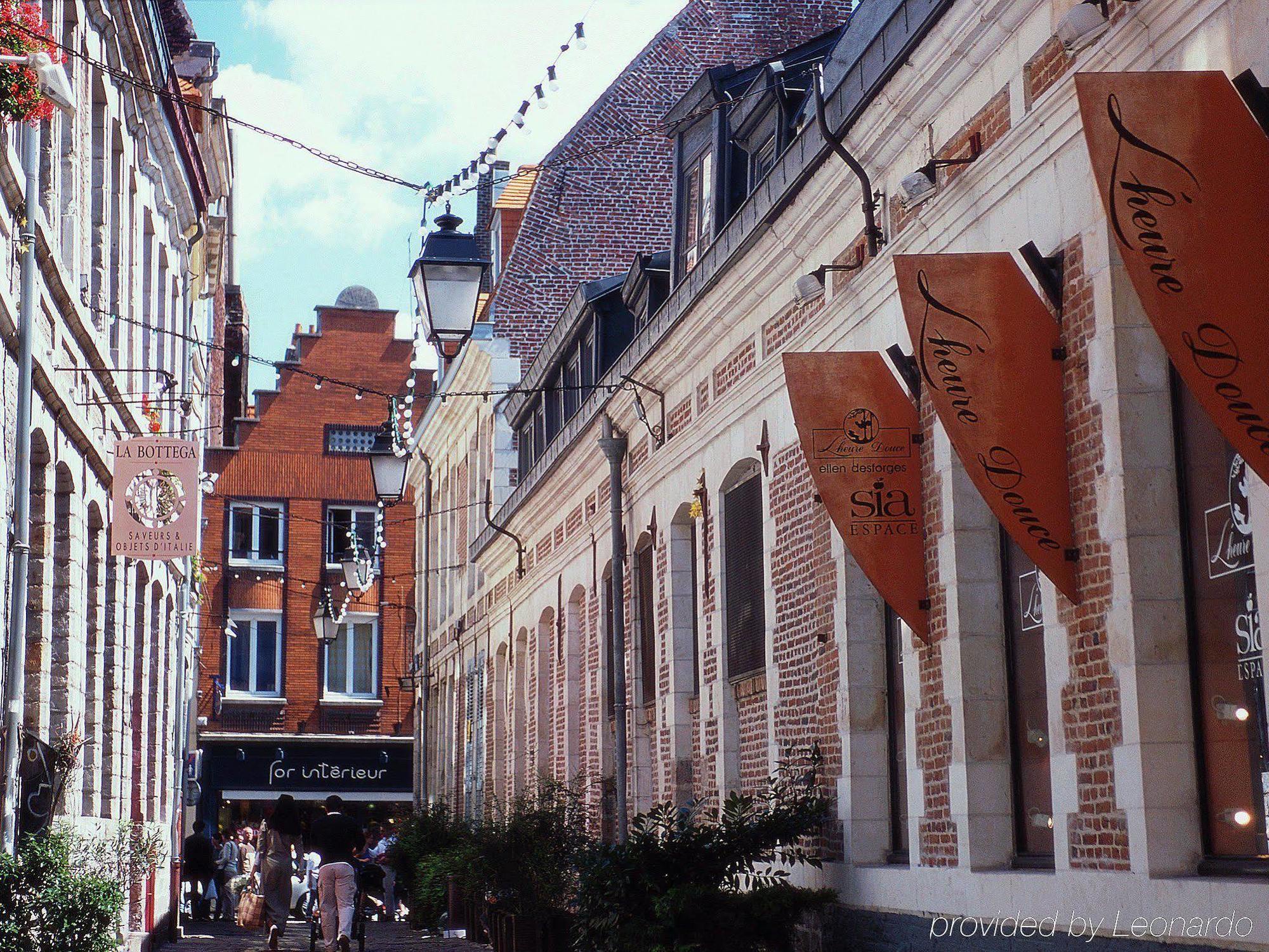 Novotel Suites Lille Europe Exteriör bild