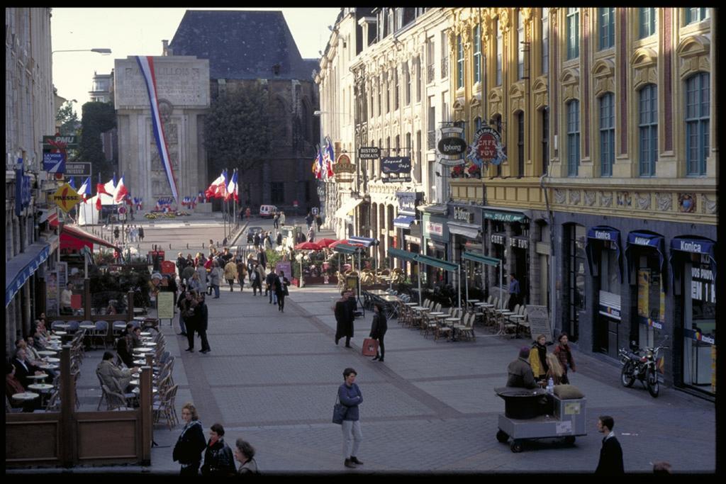 Novotel Suites Lille Europe Exteriör bild