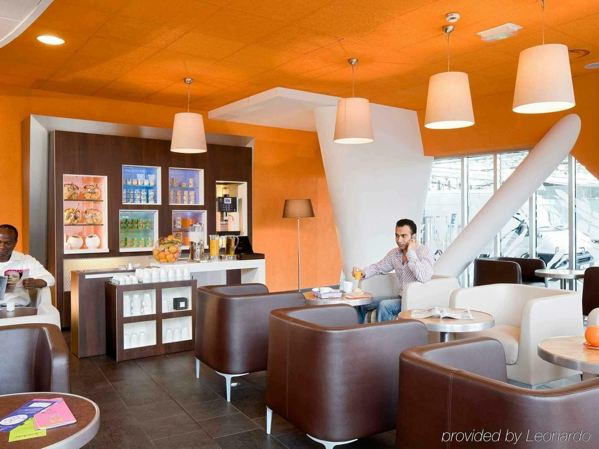 Novotel Suites Lille Europe Exteriör bild